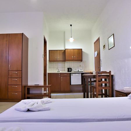 Ideal Hotel Kokkini Hani Esterno foto