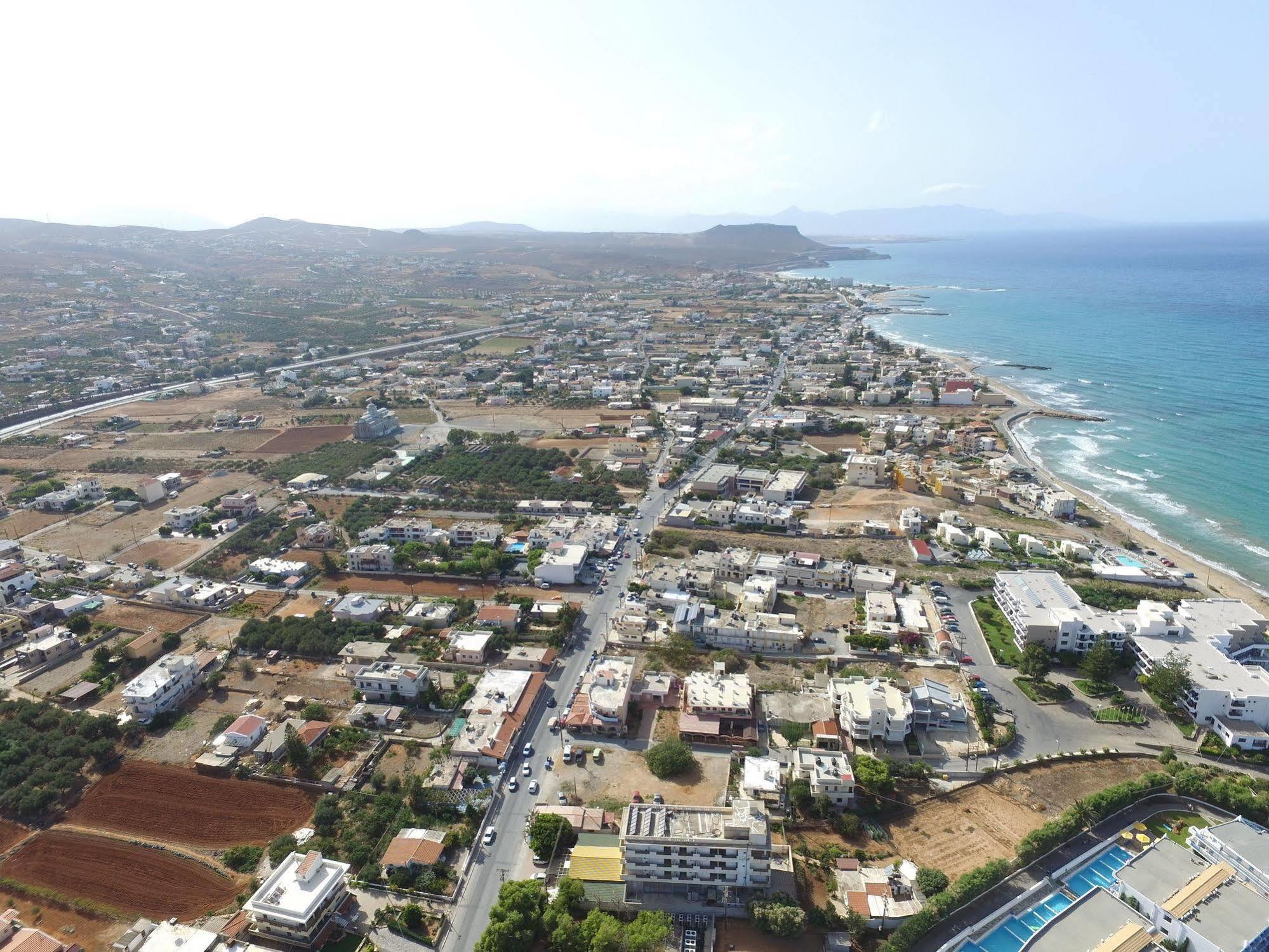 Ideal Hotel Kokkini Hani Esterno foto