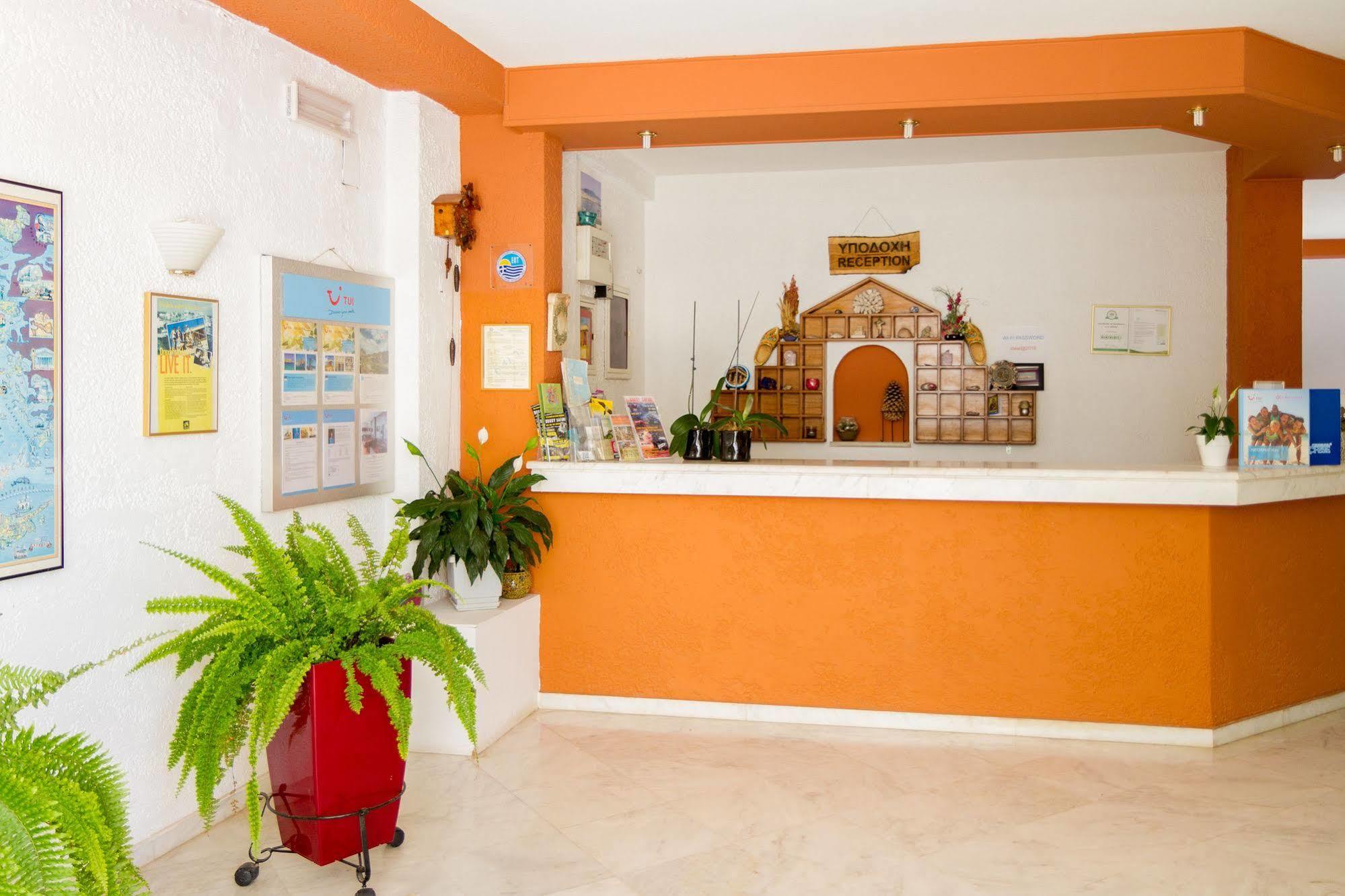 Ideal Hotel Kokkini Hani Esterno foto